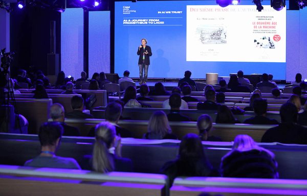 SpotMe Polling: engage audiences in real-time with the new “first” screen